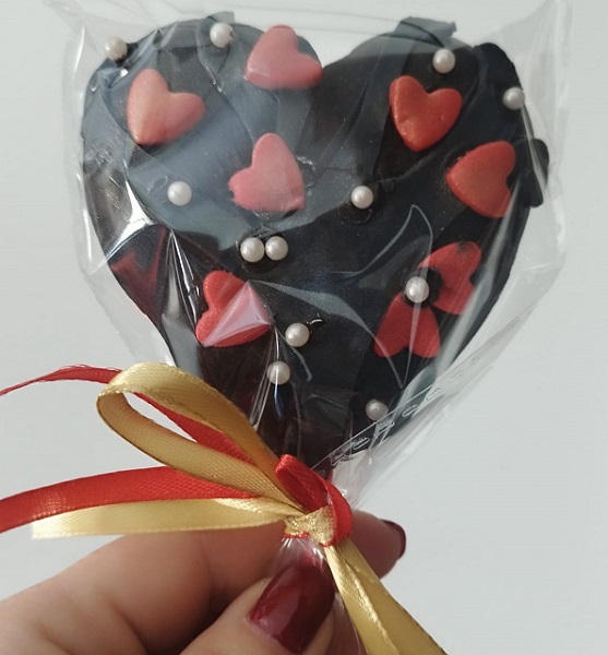 dillo-con-amore-cuore-di-cacao-02-bicibio-bioprofumeria