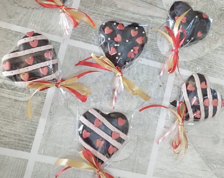 dillo-con-amore-cuore-di-cacao-2-bicibio-bioprofumeria