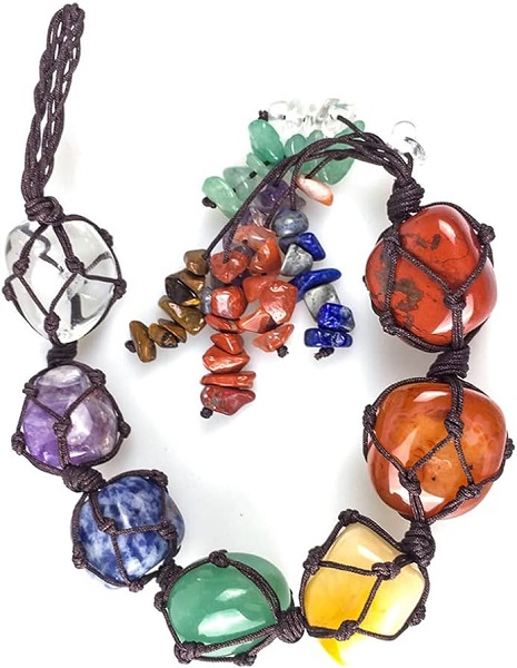 decorazione-da-appendere-chakra-pietre-burattate-4-bicibio-bioprofumeria