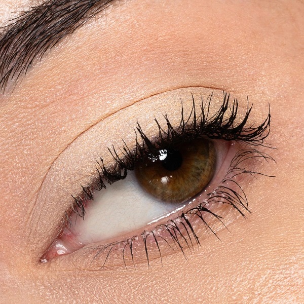 plastic-illuminante-in-cialda-1-neve-cosmetics