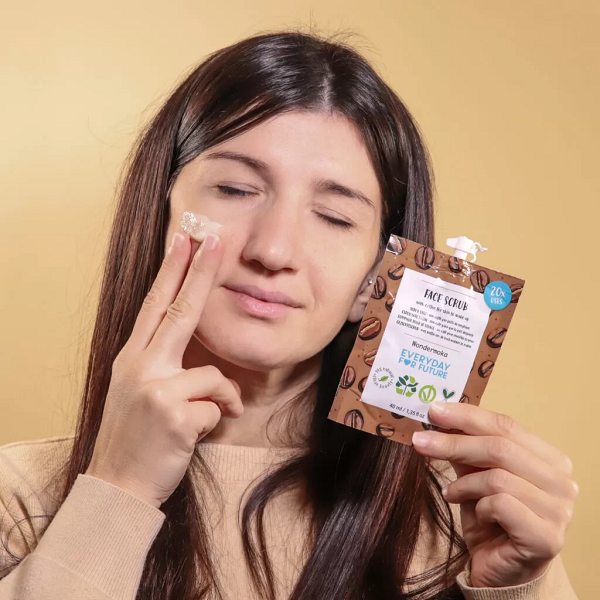 scrub-viso-energizzante-wondermoka-1-everyday-for-future