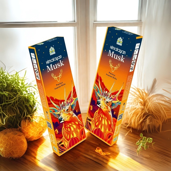 Bastoncini di Incenso Himalaya Muschio accesi per aromaterapia e meditazione a Palermo