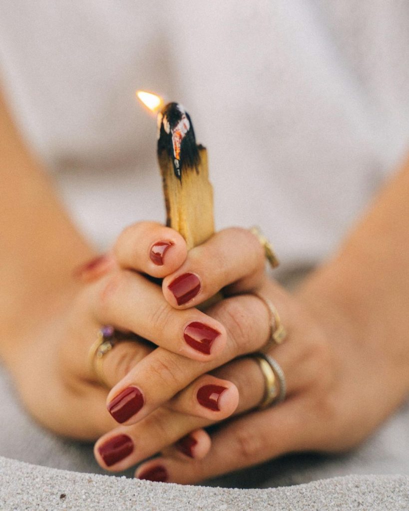 dettagli legno palo santo naturale sostenibile