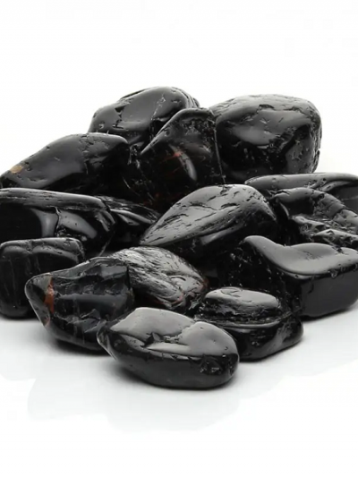 Tormalina nera burattata BiciBio Bioprofumeria Palermo: pietra protettiva naturale per energia e benessere